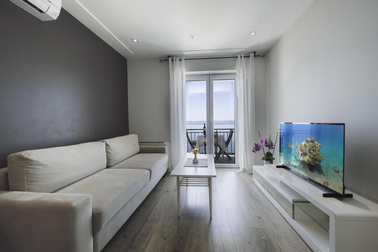 Apartmani Stipe Brela Exteriör bild