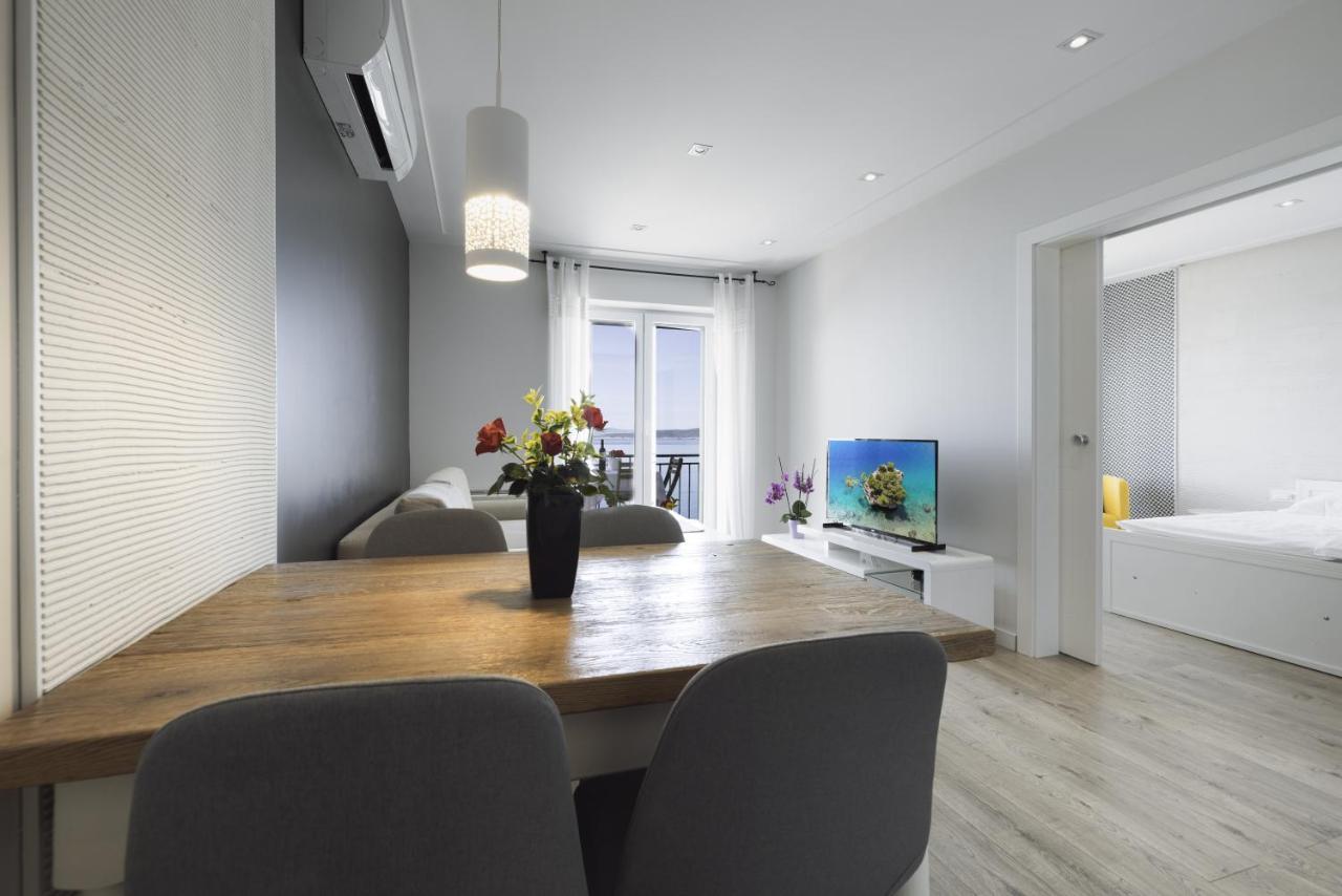 Apartmani Stipe Brela Exteriör bild
